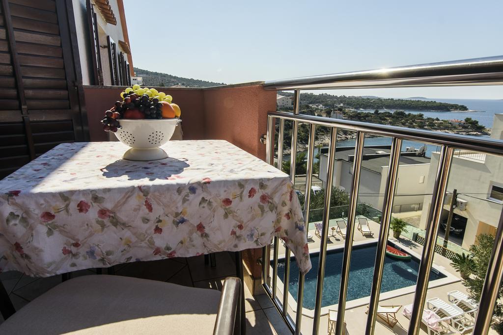 Apartments Martina Primošten Exterior foto